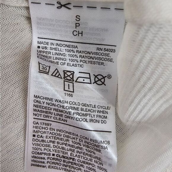 Old Navy Black and White Pleated A-line Mini Dress - Picture 8 of 8